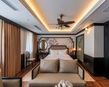 Premium Skyline: 38m² (view thành phố/biển)