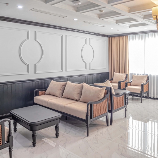 Phòng chờ Grand Luxury Hotel