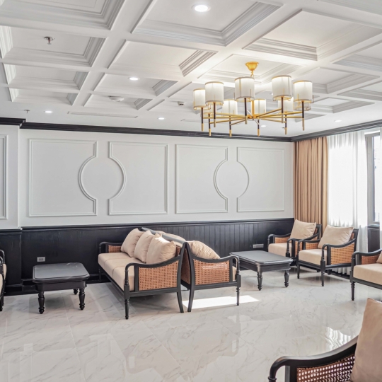 Phòng chờ Grand Luxury Hotel