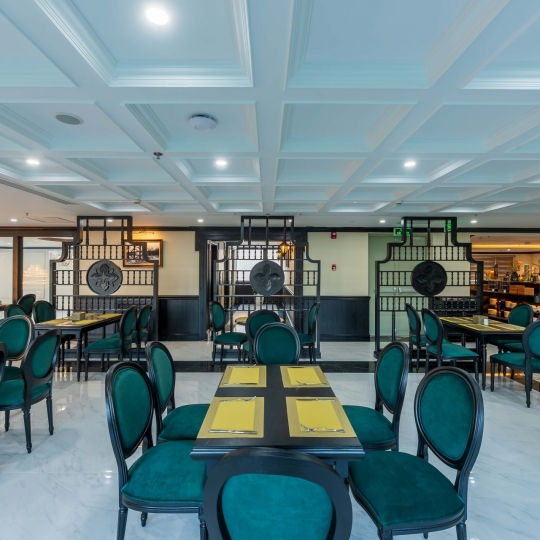 Nhà hàng buffet Grand Luxury Hotel